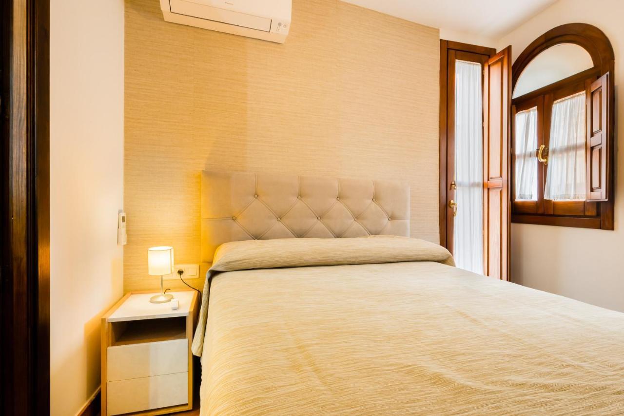 Duplex Deluxe Sevilla Center & Parking Opcional Seville Exterior photo